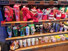 零售区-星巴克(杭州临平银泰城B1店)