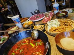 -贵府酸汤牛肉火锅·贵州老字号(飞山街店)