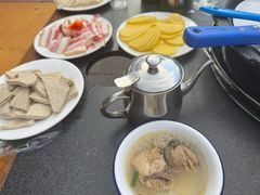 -苗家特色土烙锅·老字号