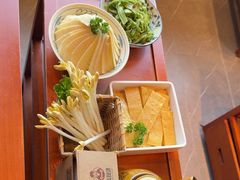 -老员外骨汤火锅(海州古城店)