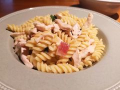 -JINNS锦时 steak&pizza(浸信会礼拜堂旧址店)