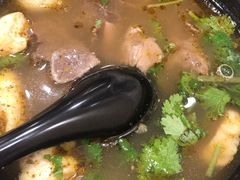 油豆腐牛肉粉丝汤（咖喱）-小杨生煎(萧山机场店)