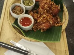 -莓园冰淇淋店