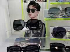 -潘多拉眼镜·蔡司依视路明月(潘家园店)