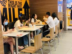 -麦当劳甜品站(高德置地广场春广场店)