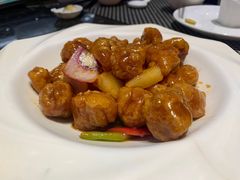 时果咕噜猪颈肉-新兴·金羊座·粤菜点心(乐峰店)