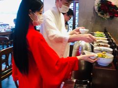 -小天鹅火锅·一线江景洪鼎旗舰店(洪崖洞店)