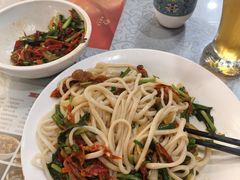 -汗腾格里·风味餐厅(新疆驻京办店)