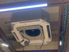 -云阿蛮云南生烫牛肉米线(奉贤路店)