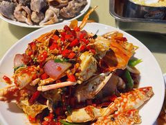 -三亚火车头万人海鲜广场