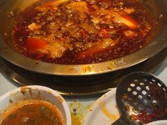 -小天鹅火锅·一线江景洪鼎旗舰店(洪崖洞店)