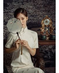 -租旗袍租礼服馆