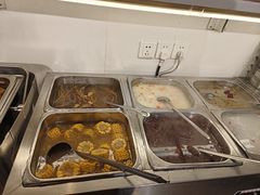 -爱客得牛排海鲜烤肉·火锅自助(春熙路黑金好店)