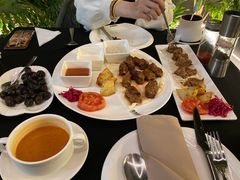 -Efes Turkish & Mediterranean Cuisine 艾菲斯餐厅(陆家嘴店)