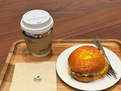 -Peet's 皮爷咖啡(陆家嘴中心店)