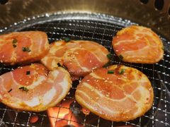-山川小町·极番烧肉(新地假日广场店)