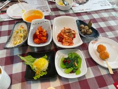 前菜-益百岁牛尾汤(香山路店)