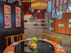 -川流不息·地道川菜·小龙虾(新松江路店)