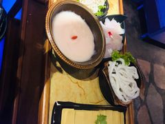 -老牌坊云南鱼豆花火锅(嵩山店)