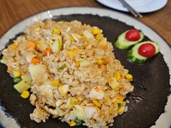 泰式菠萝海鲜咖喱炒饭-曼谷食堂·泰国家庭料理(丹桂路店)