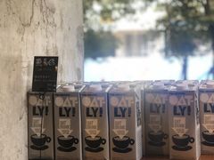 -Dough&Joe团憩(瑞虹天地月亮湾店)