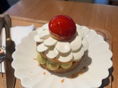 -VERIE BAKEHOUSE