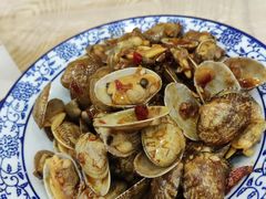 -江城燕子大排档(江汉路步行街店)