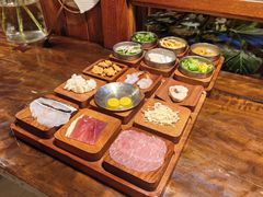 -银米·云南传统过桥米线(双廊黑金冠店)