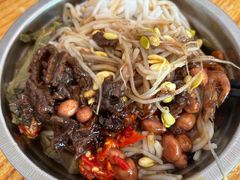 -灵山卢梅燕粉店