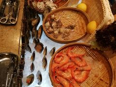 -大中华希尔顿酒店-念自助餐·嗨啤·小龙虾