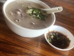 洲心大粥-洲心街道青联村镜记烧肉