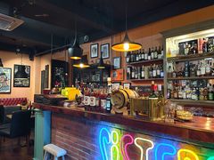 -SISTERS BAR RESTAURANT川意酒馆(嘉善老市H楼店)