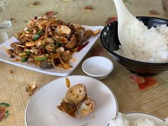 -覃记海鲜美食餐厅