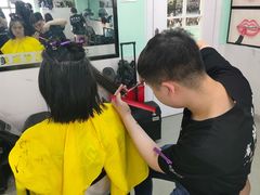 -首脑美容美发化妆美甲培训学校(长沙校区)