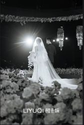 -Vera Wang婚纱礼服旗舰店