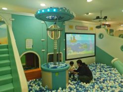 -孩子王童乐园(唐山万达广场店)