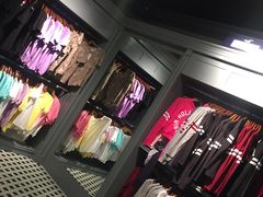 -Hollister(天环广场店)