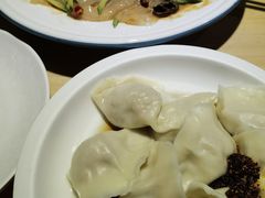 酸菜黑毛猪肉馅水饺-关东小磨东北菜(上海长风大悦城店)