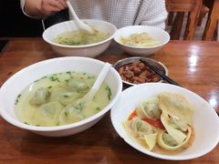 -潘国仙耳光馄饨(黄家阙路店)