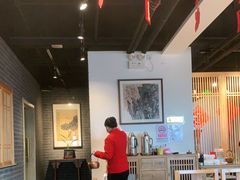 大堂-十六中酱肉·烧烤·京菜小馆(五方桥旗舰店)