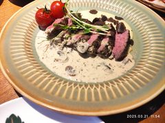 -JINNS锦时 steak&pizza(浸信会礼拜堂旧址店)