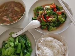 -鲸育宝宝月嫂(徐汇店)