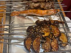 -喝丢一只鞋海鲜烧烤·海肠捞饭(文体街店)