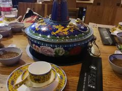 景泰蓝铜锅-毛辣果·贵州红酸汤牛肉火锅(西单店)