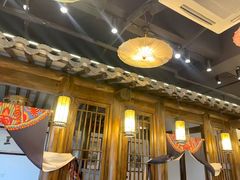-聚汇三少·龙虾·中餐厅(莫邪路新天地店)