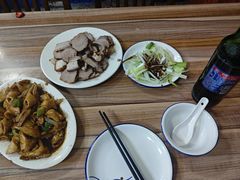 -铁东熏肉大饼铺老二马路黑牌子