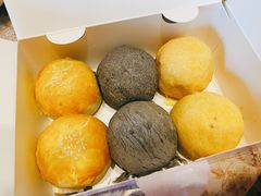 -十三不靠·球酥点心(台东步行街店)