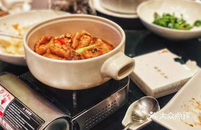 Xu's Braised Pork with Fried Tofu