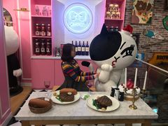 -LINE FRIENDS Garosu-gil Flagship Store
