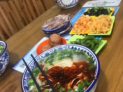 -伊穆祥牛肉面总店·清真
